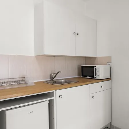 Nikolas Stoupa Διαμέρισμα Λεύκτρο