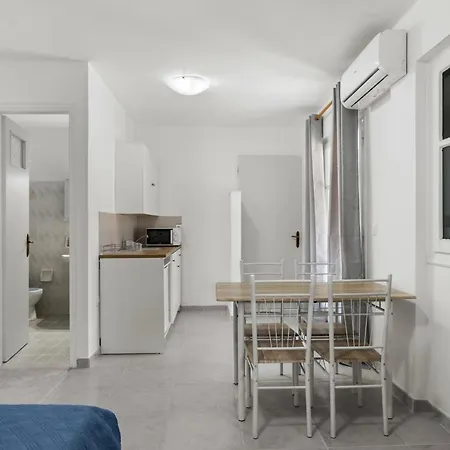 Διαμέρισμα Nikolas Stoupa